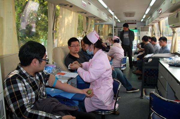 競爭惡劣，獻血車價格也不能成為搶奪市場的主要因素